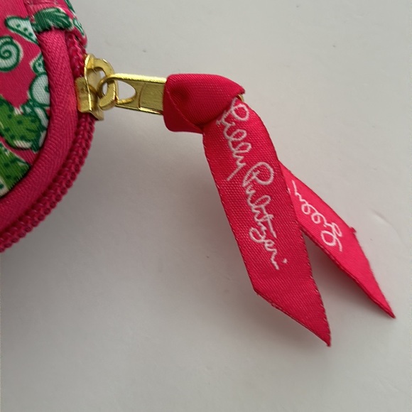 Lilly Pulitzer || Pink & Green Tablet Case. - Picture 8 of 10